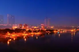吉林省第三大城市松原市对比贵州黔东南州怎么样？图片