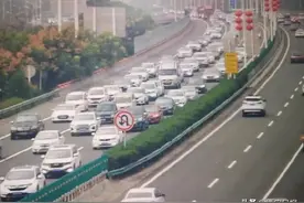 西安部分收费站临时管制！这些车入陕需持48小时内核酸报告图片