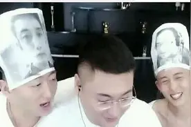 YY黑白照事件，致神豪退网，组合解封，主播被封，打哭图片