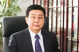 这位低调的青岛企业家，一生创业打造出中国汽配龙头企业图片