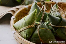 80岁老太太，包了50年粽子，好吃原因竟然是加一小勺它图片