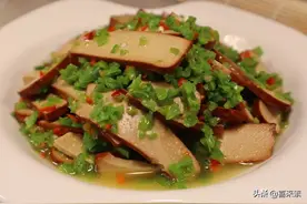 网红沈师傅的鸡蛋干，原来还可以这样炒，鲜美爽口，还开胃下饭图片