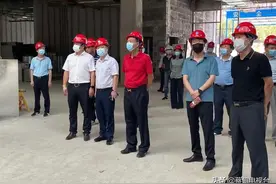 蔡甸区人大常委会主任会议视察地铁小镇、城市重点项目建设情况图片