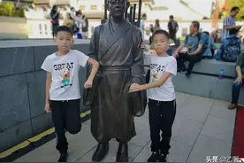 癌症母亲放弃治疗救儿子，双胞胎弟弟两次捐骨髓，只为留下哥哥图片