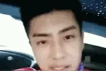 GIF搞笑趣图：就应该这样，发泄发泄！毕竟生活压力挺大的图片
