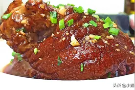 年夜饭“虎皮肘子”怎么做好吃？记住这2个诀窍，口感软烂味香图片