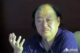 他生在音乐世家，作曲《父亲的草原母亲的河》，《天边》火遍全国图片