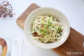它被称为小人参，价格不贵，抓一把能泡一盆，拌凉菜其它菜都失宠图片