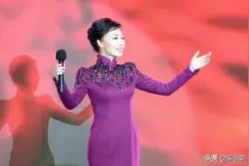 吕薇，江南女子军旅情图片