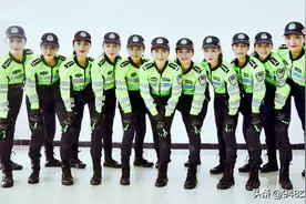巾帼特警变身马路天使 三朵武汉“警花”别样红图片