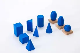 蒙氏教具：让孩子在工作中，爱上学习。图片