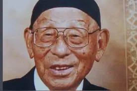 1991年91岁张学良首次离台赴美，邓颖超邀他回访大陆，他如何回复图片