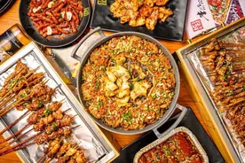 成都来的夜宵届大魔王，上过《十二道锋味》，凌晨2点还在排队图片