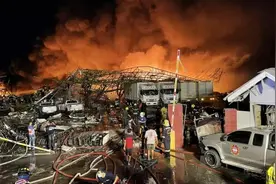 泰国北榄府化工厂发生二次爆炸 1名消防员牺牲图片