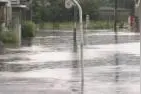 日本九州地区普降暴雨 近14万名居民被要求撤离图片