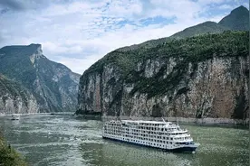 长江三峡库区推行船舶水污染物“零排放”方案图片