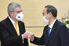 日本首相菅义伟与国际奥委会主席巴赫举行会谈 巴赫：举办奥运会，安全第一图片