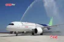 中国国产大飞机C919在南昌瑶湖机场成功试飞视频封面