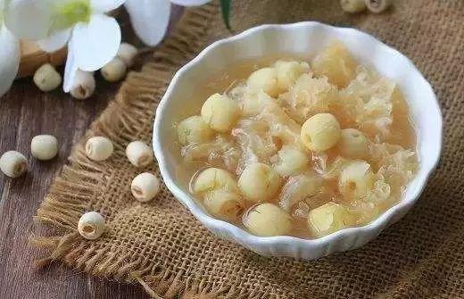 花胶莲子粥的做法大全 2026年花胶莲子粥的做法大全视频 花胶莲子粥的做法大全 2026年花胶莲子粥的做法大全视频