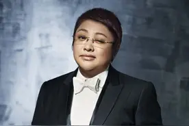 韩红打假！斥责“山寨版林俊杰”欺骗消费者图片