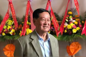 和美侨乡·潮人力量｜柬埔寨侨领郑棉发：愿用毕生精力延续海外华人“留根工程”视频封面