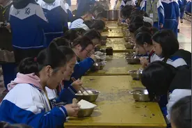 “湘”遇在这里｜这个学生食堂暖胃又暖心视频封面