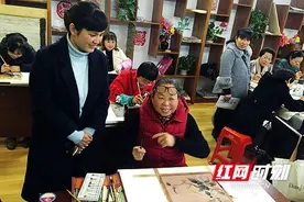 冷水江市文化馆举行下半年免费开放培训班汇报演出图片