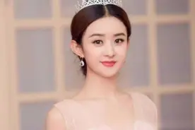 赵丽颖夫妇婚后首次同框，甜蜜互动，冯绍峰一个眼神暴露家庭地位图片