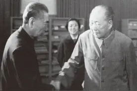 周恩来逝世前后的日子图片