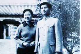 王冠亚骨灰与严凤英衣冠冢合葬合肥 比翼同唱天仙配图片