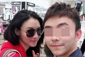 张柏芝新加坡旅行外出购物被网友偶遇 贴心合影图片