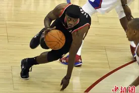 NBA：开拓者险胜国王 努尔基奇成历史首人图片
