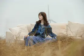 王心凌最具记忆点的歌！《到处不存在的我》MV袒露“心声”图片