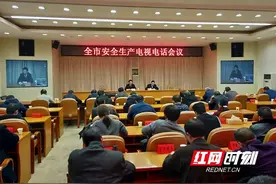 邵阳：为群众平平安安回家高高兴兴过年营造安全环境图片
