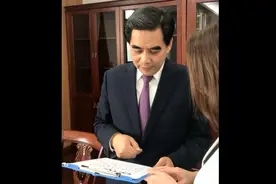 这是一条暖暖暖暖暖暖的推送视频封面