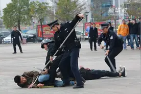 广西铁警实战演练备战春运视频封面