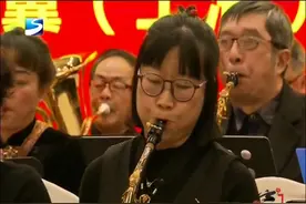 组建松江萨克斯团队，让更多喜爱萨克斯的中老年人，展示他们的风采视频封面