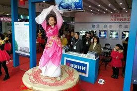 【新春走基层】戴南2019第五届不锈钢产品展销会开幕 首日成交近两亿元图片