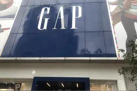 一年换三次高管，GAP的问题全在领导层？图片