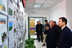 河南省委常委、宣传部部长江凌到新华社河南分社调研图片