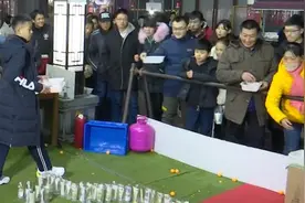 初中生向妈借800元摆摊8天赚一万八视频封面