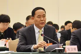 全国人大代表万连步：在山东推广化肥减施30%方案，实现作物不减产、品质有提升视频封面
