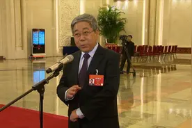 部长之声|陈宝生谈综合治理校外培训机构视频封面