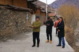 有人2年被骗95万元 这种“魔术”套路要当心 ！视频封面