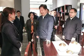 郑德雁到临沂商城核心区调研图片