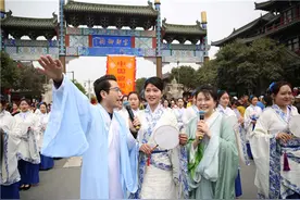2019开封清明文化节踏春大巡游 中国翰园碑林强势吸睛图片