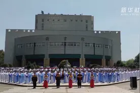 江西高校：盛世清明 千人诵读视频封面