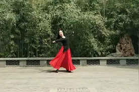 郑州宁宁广场舞《一爱到底》视频封面