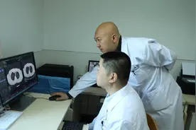 兰州：“AI医生”帮助医生精确诊断肺癌视频封面