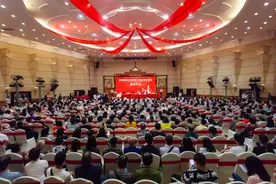 深圳蔡屋围城市更新项目召开拆迁动员大会，5月启动私宅物业签约图片